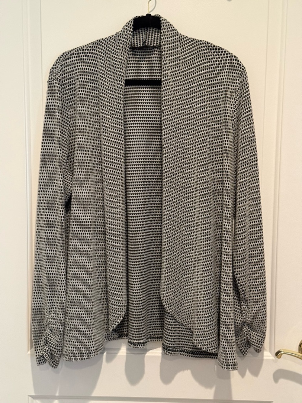 AGB Black & White Knit Open-Front Cardigan